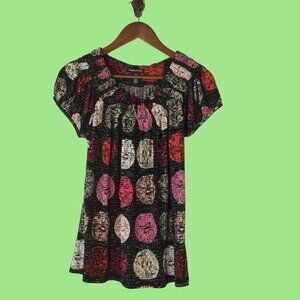 Valerie Stevens Small Blouse with Pink, Black, White and Red Print Short Sleeves